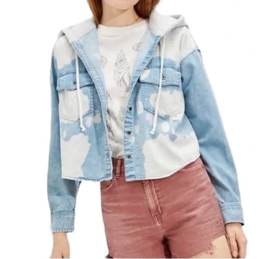 American Eagle Women’s Shacket Denim Bleached Cropped Hooded Cotton Sz Medium